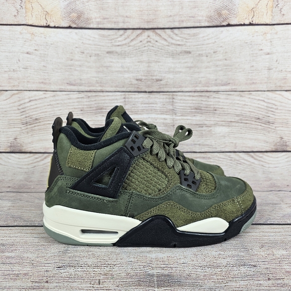 Nike Air Jordan 4 Retro SE Craft Medium Olive Shoes FB9928-200 Size 3.5Y Women 5
